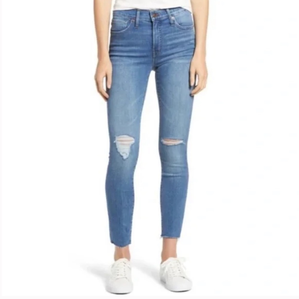 ✨ Madewell 9” mid-rise distressed skinny jeans